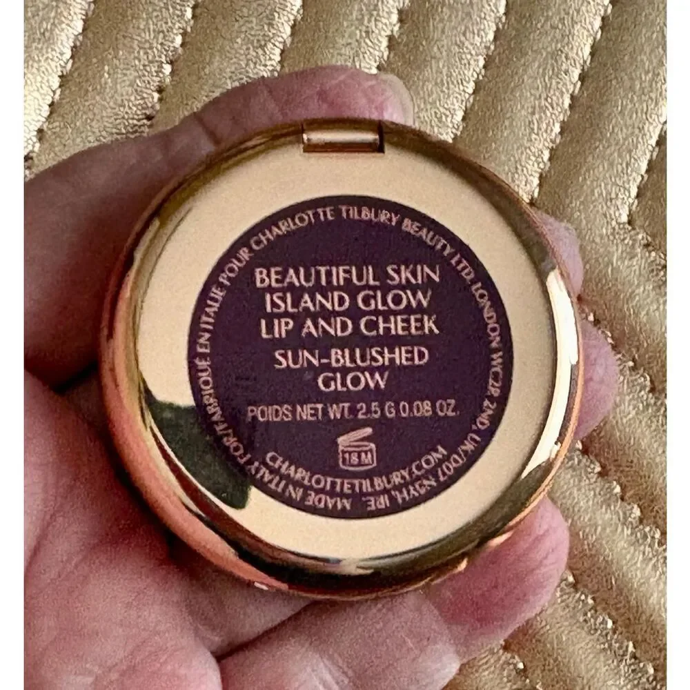 CHARLOTTE TILBURY -Beautiful Skin Island Glow Lip & Cheek Tint/Sun Blushed Glow